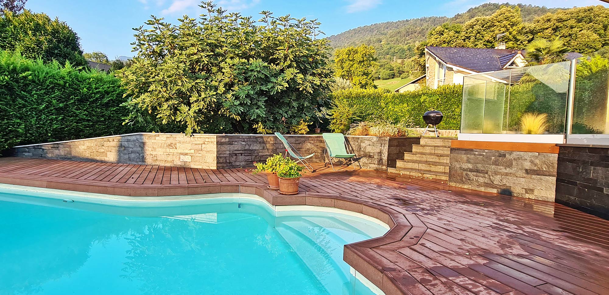 construction terrasse bois par paysagiste à Chambery
