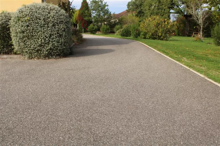 Création d'une allée carrossable en gravier stabilisé, Chambéry, ANTHONY FONTAINE PAYSAGISTE