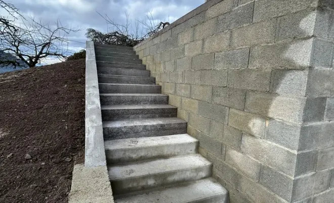 Une dalle béton pour une terrasse à la chapelle blanche, Chambéry, ANTHONY FONTAINE PAYSAGISTE