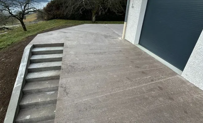 Une dalle béton pour une terrasse à la chapelle blanche, Chambéry, ANTHONY FONTAINE PAYSAGISTE